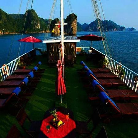 Hotel Halong Royal Boutique Cruises Hạ Long Exterior foto