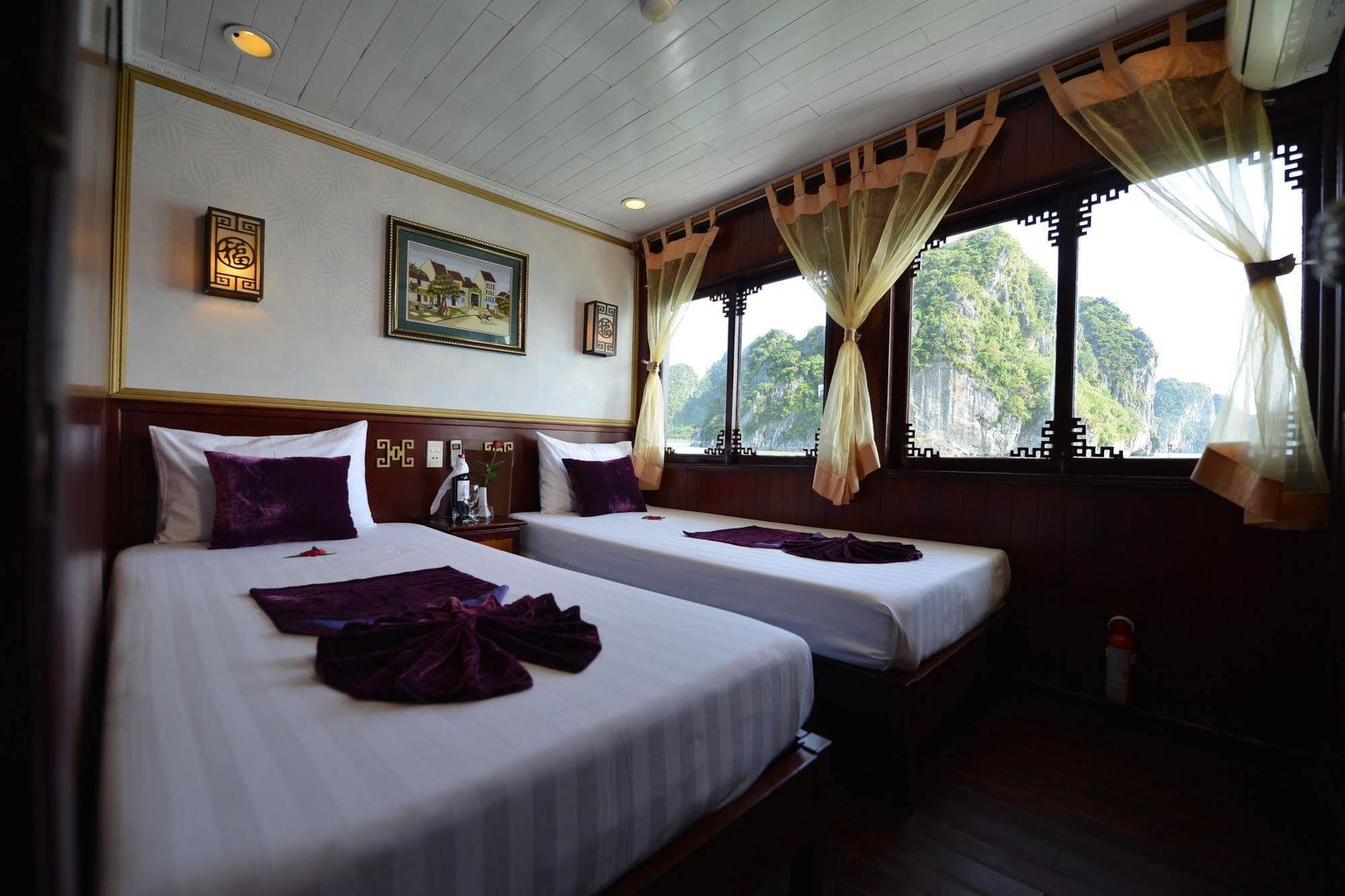 Hotel Halong Royal Boutique Cruises Hạ Long Exterior foto