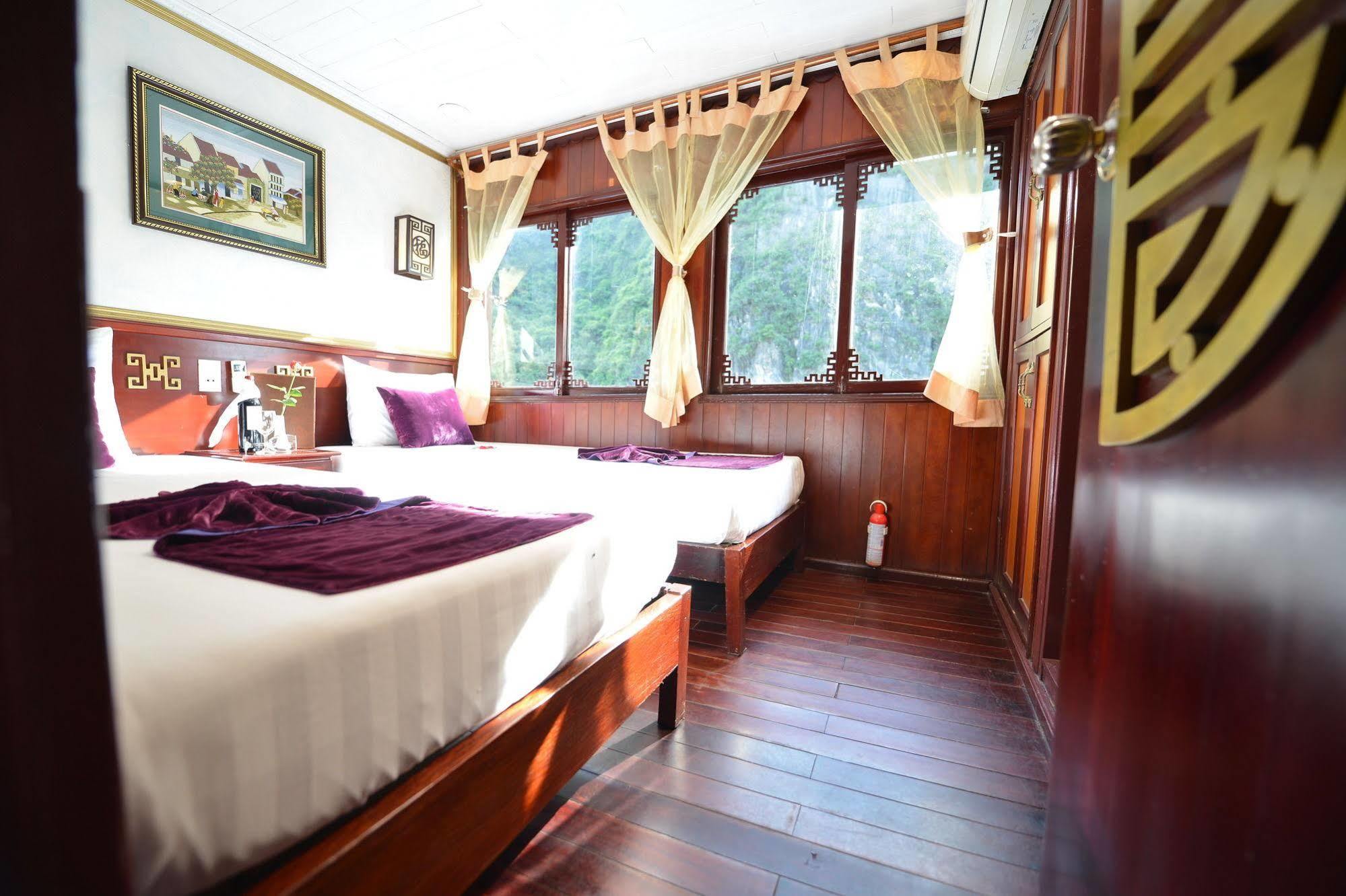 Hotel Halong Royal Boutique Cruises Hạ Long Exterior foto
