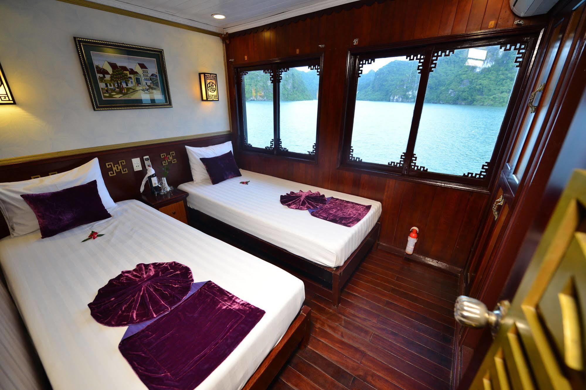 Hotel Halong Royal Boutique Cruises Hạ Long Exterior foto